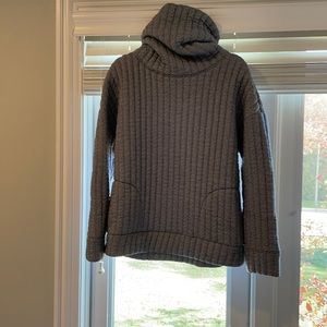 Gapfit Super Warm Sweater
